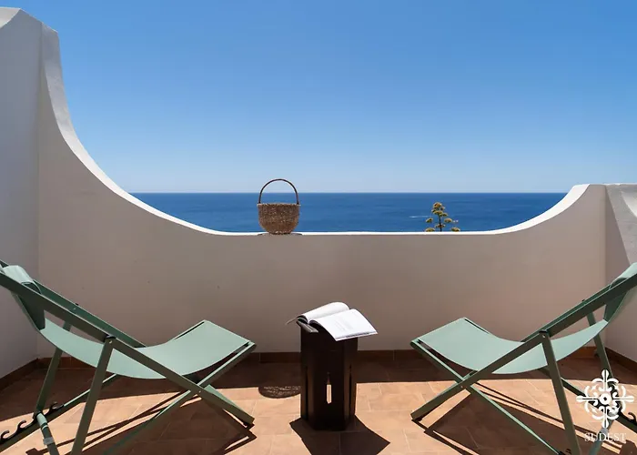 Horama - Waterfront With Infinity Pool *