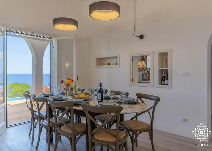 Horama - Waterfront With Infinity Pool Villa